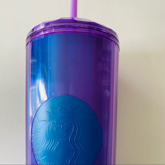 Starbucks | Iridescent Jeweled Dome Lid Venti Tumbler Summer 2022 Release - Picture 4 of 6